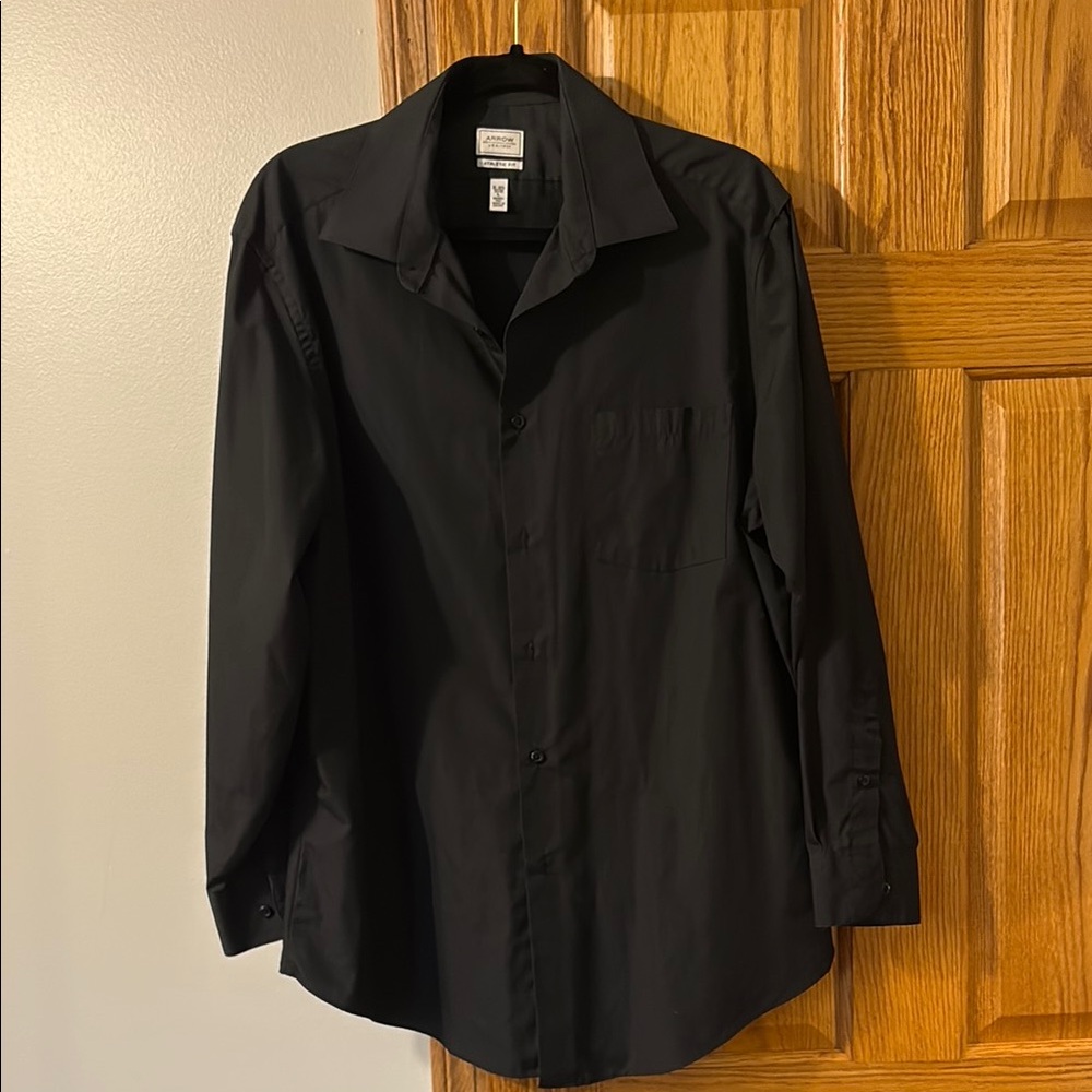 Arrow Athletic Fit Classic Black Men's Long Sleeve Dress Shirt